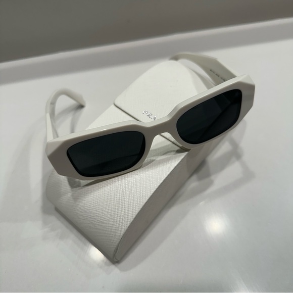 PRADA Authentic Symbole Triangle Logo Sunglasses- White - Picture 2 of 9